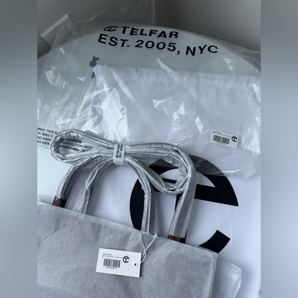 Telfar Chocolate Patent Tote | Medium | Vegan Leather - Picture 12 of 12